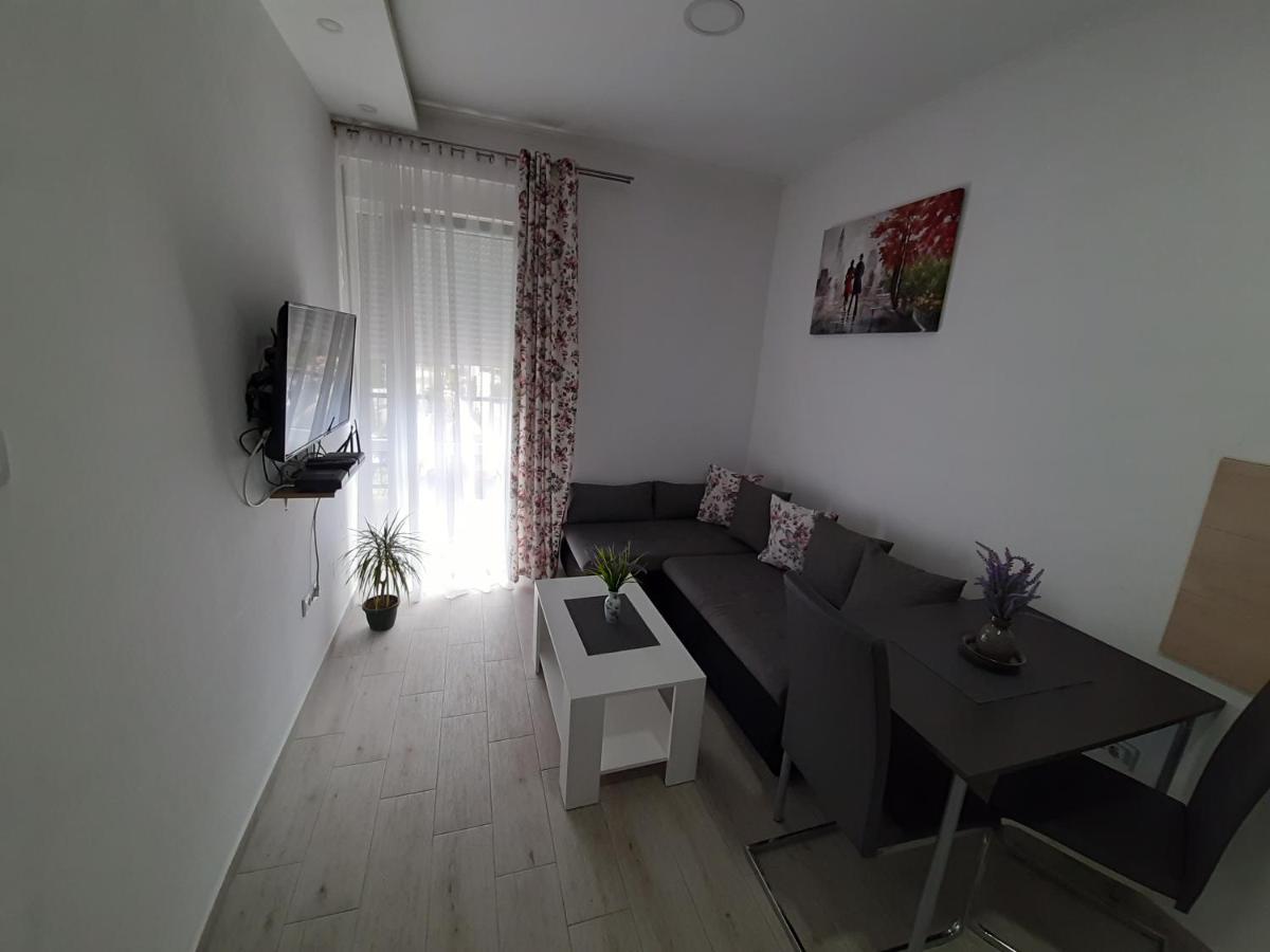 Apartments Ogurlic Херцег Нови Екстериор снимка