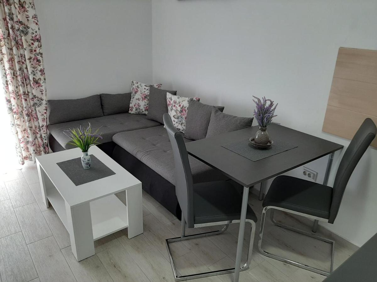 Apartments Ogurlic Херцег Нови Екстериор снимка