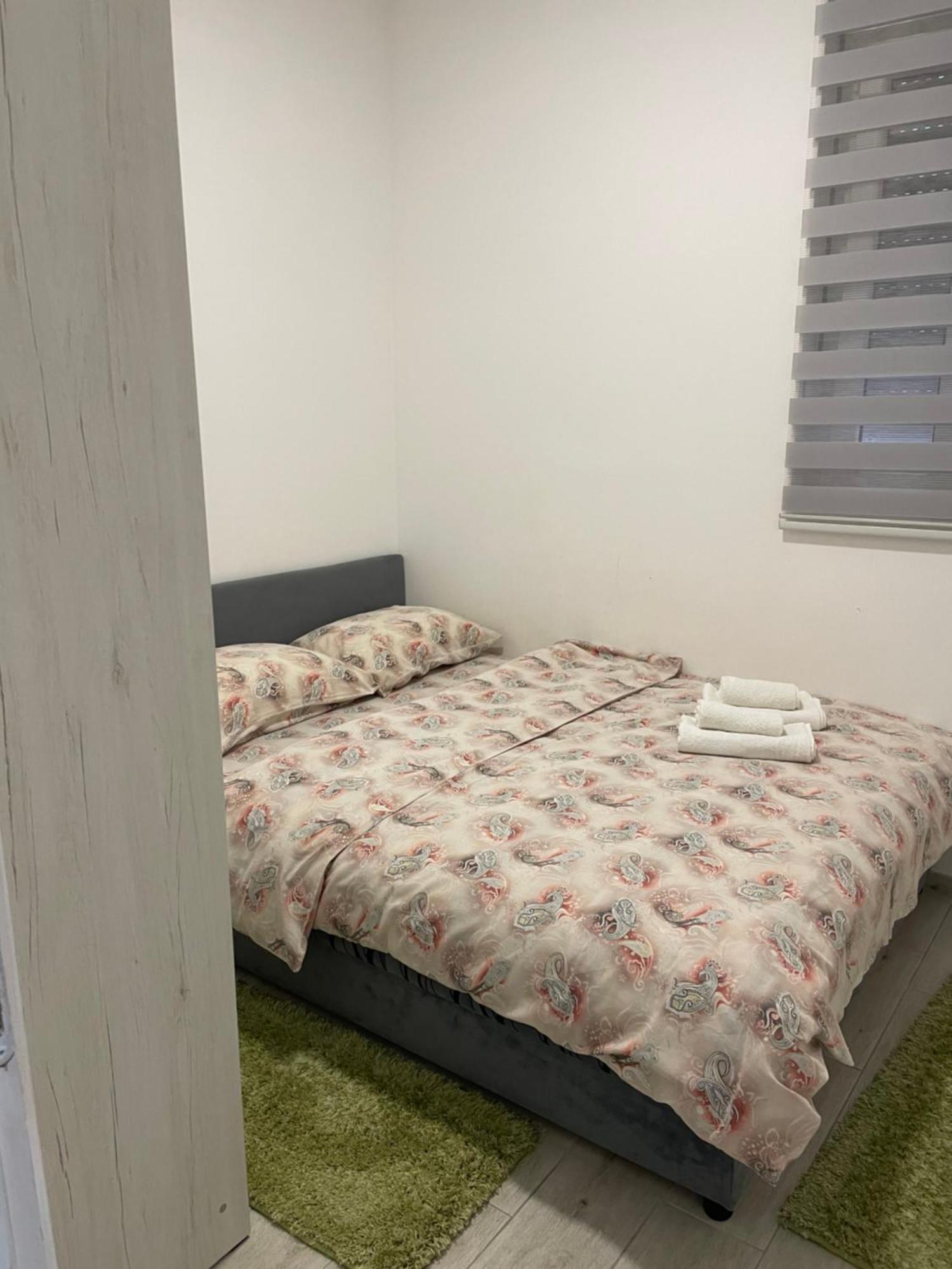 Apartments Ogurlic Херцег Нови Екстериор снимка
